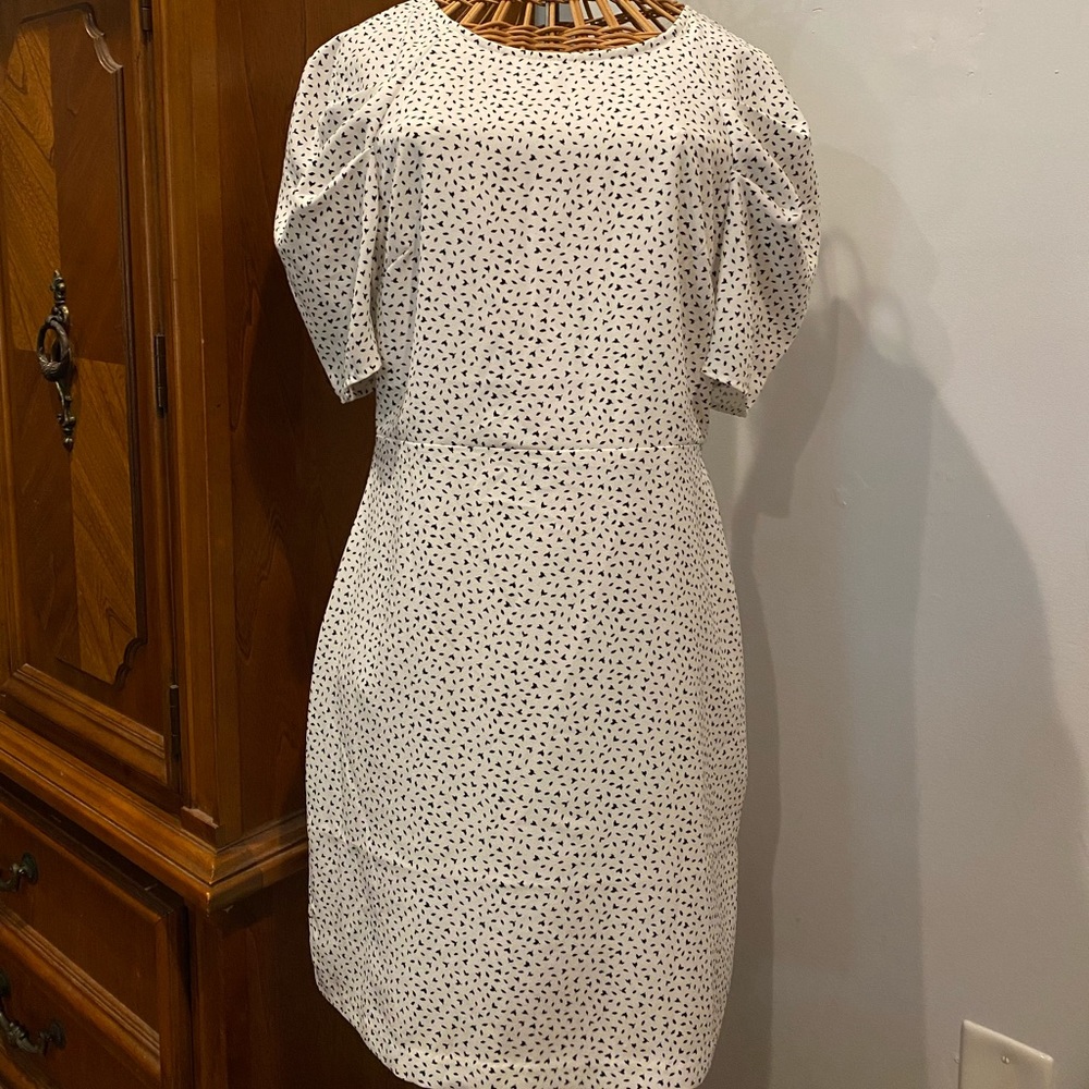 Black and white printed mini dress